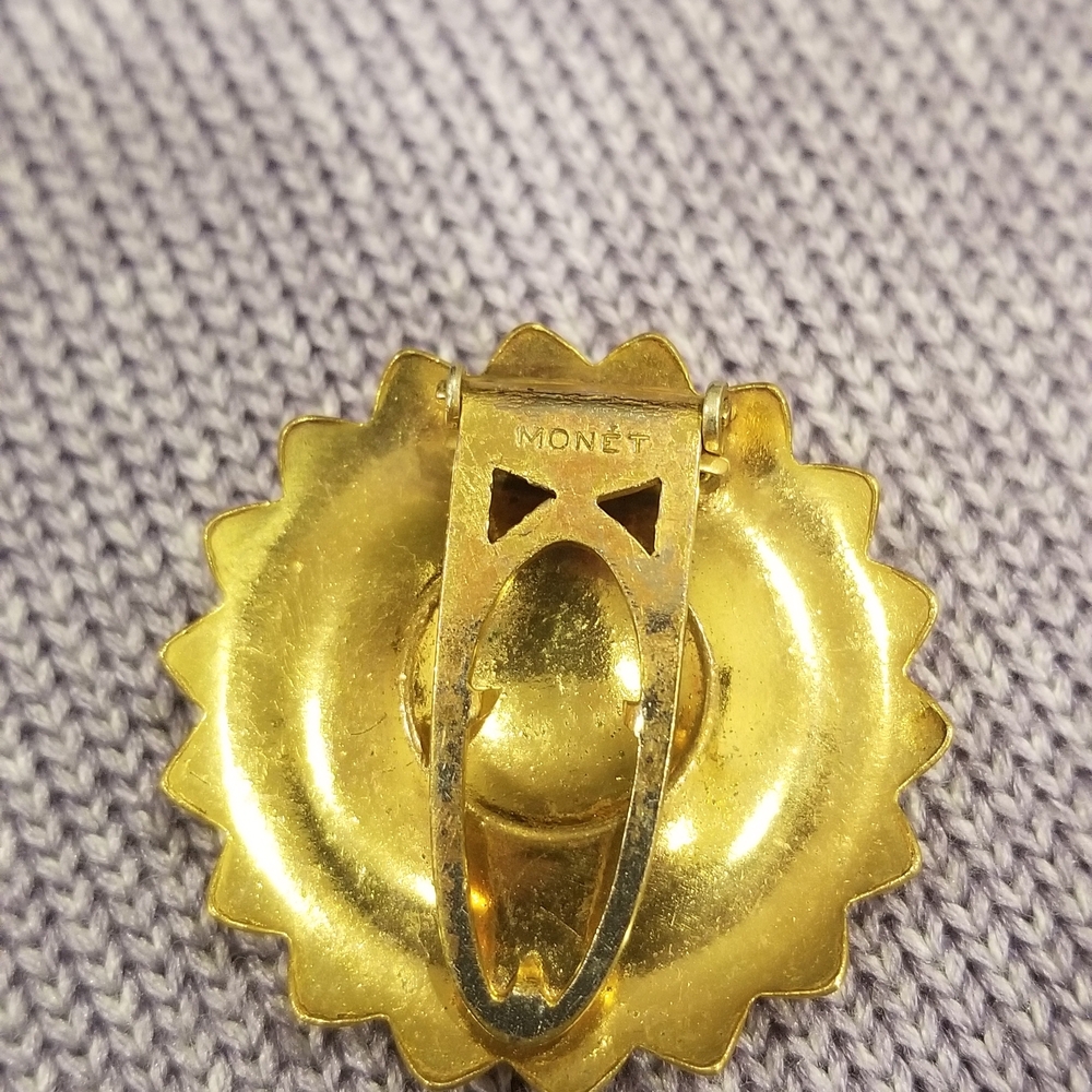Vintage Monet Radiant Gold Dress Or Scarf Clips Sunflower Style - Picture 2 of 4